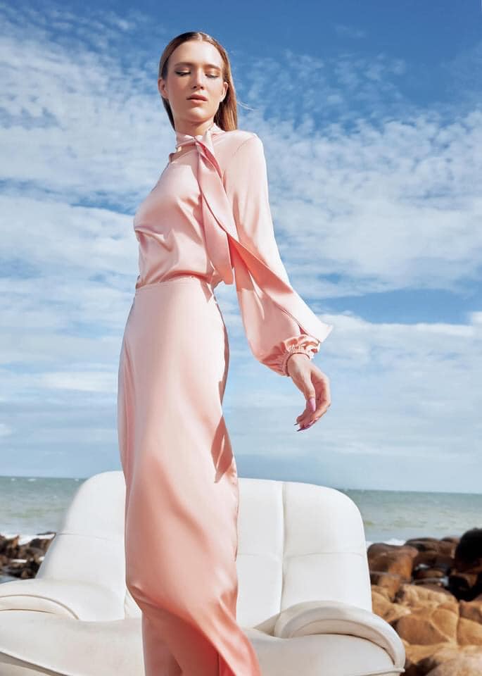 Những Yếu Tố Ảnh Hưởng Đến Giá Thuê Người Mẫu Catwalk